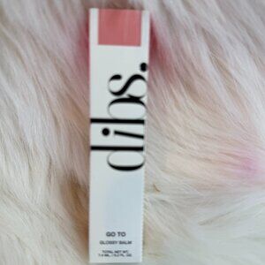 Dibs  Go to Glossy Bamm Color -Effortless Pink